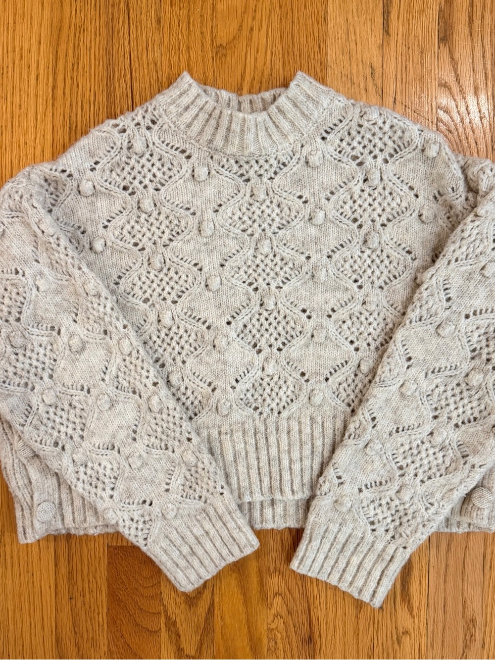 Willow & Root Cable Knit Women's Sweater in Light Beige, Size Small